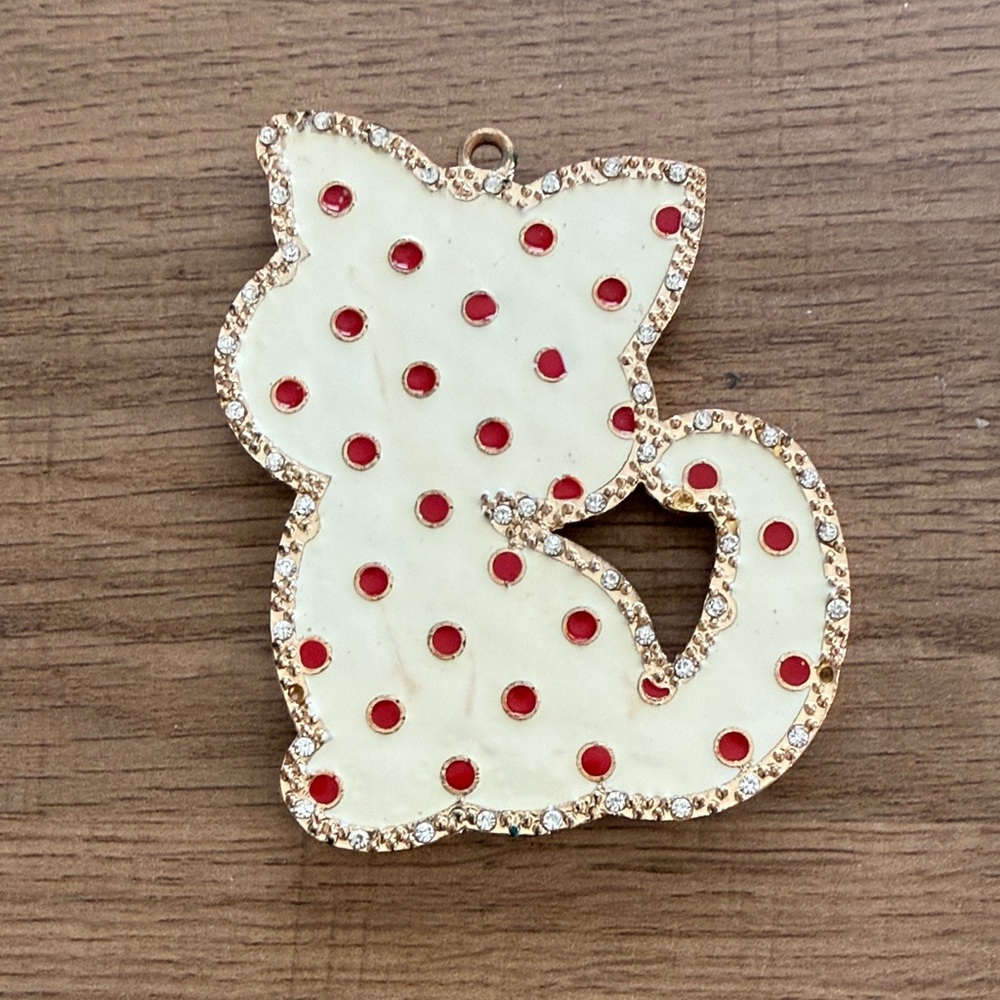 Cat Shaped Pendant with Red Accents